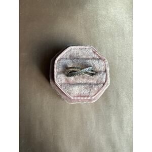 Sterling IBB Crossed Ring (8)